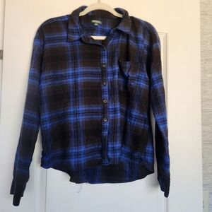 Wild Fable Womens Blue and Black Plaid Button-Up Shirt
